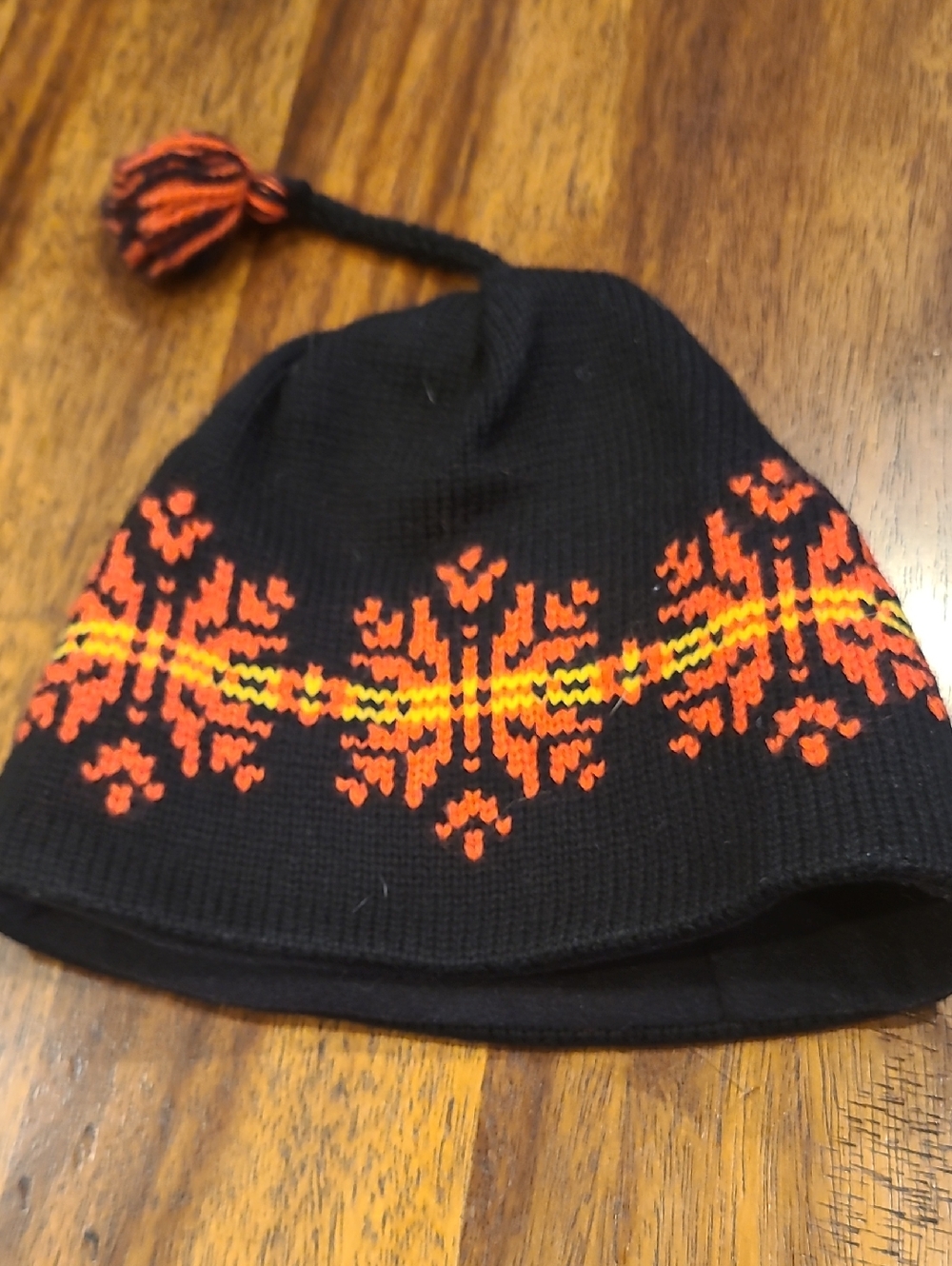NORTHLAND WOOLENS Black/orange Wool Hat Tassel - Picture 3 of 3